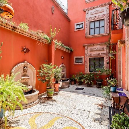 Hotel La Siesta Del Fauno Морелия Экстерьер фото