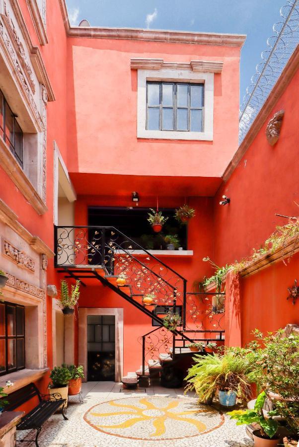 Hotel La Siesta Del Fauno Морелия Экстерьер фото